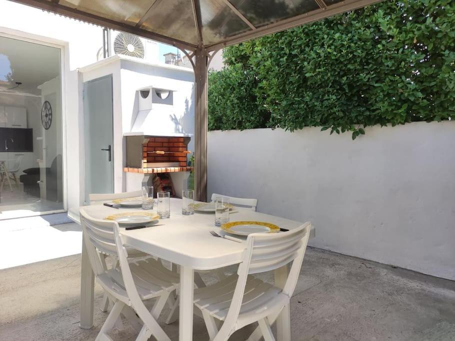Apartamento L'Atelier De La Cite - Parking Gratuit Carcasona Exterior foto