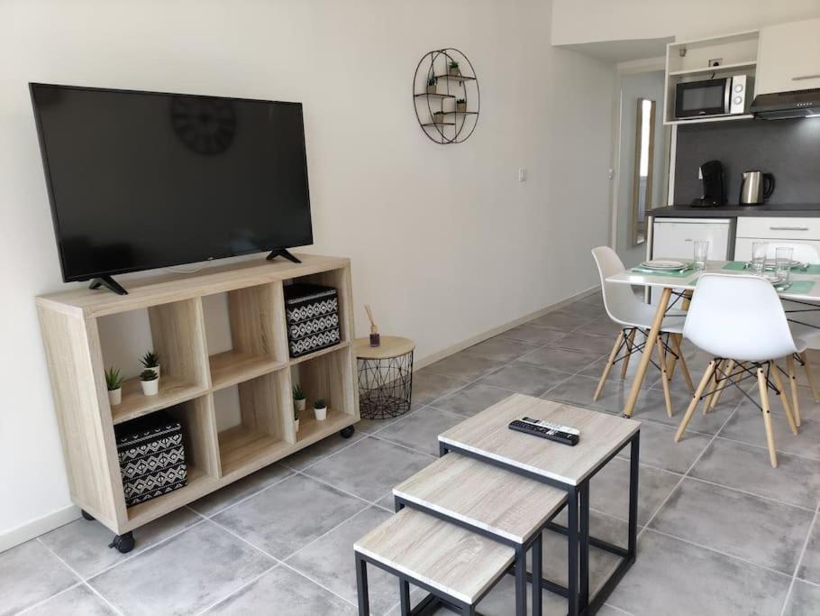 Apartamento L'Atelier De La Cite - Parking Gratuit Carcasona Exterior foto