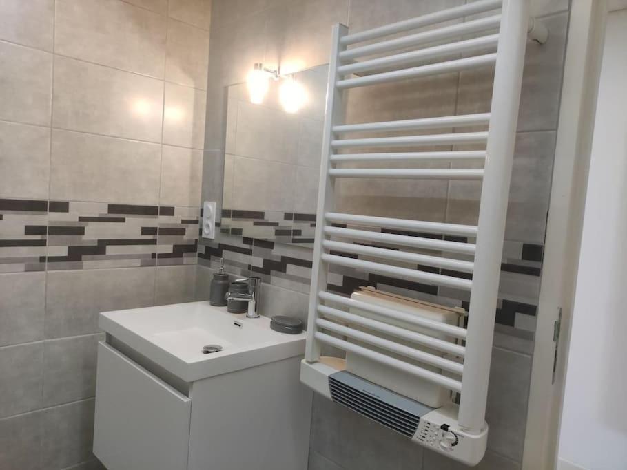 Apartamento L'Atelier De La Cite - Parking Gratuit Carcasona Exterior foto