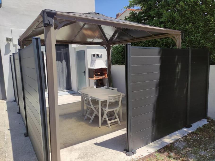 Apartamento L'Atelier De La Cite - Parking Gratuit Carcasona Exterior foto